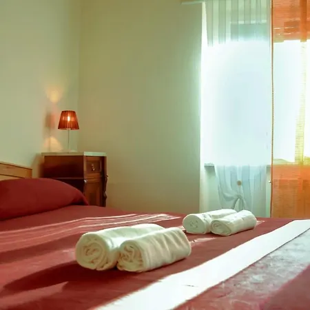 Happy Guest house *